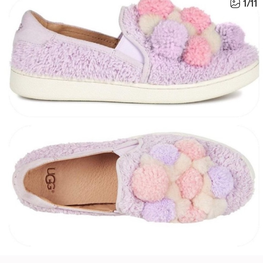 UGG RICCI POM POM LAVENDER FOG SHOES - WOMEN'S